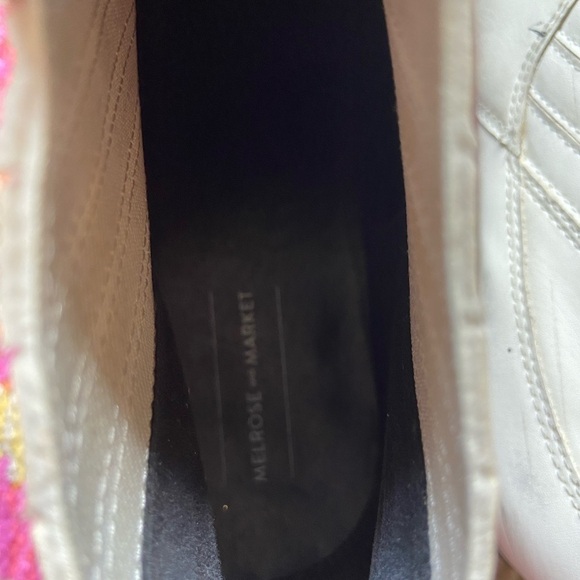 Melrose & Market White Ankle Booties 7 - Picture 9 of 12